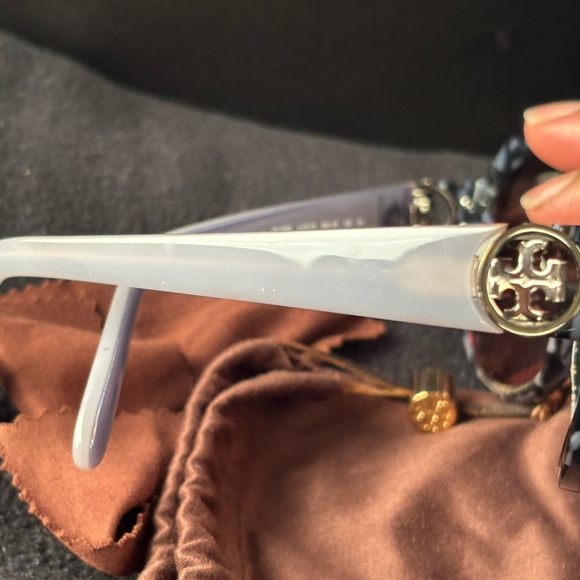 Aunthentic Tory Burch round Blue and grey shades frames only - Picture 4 of 15